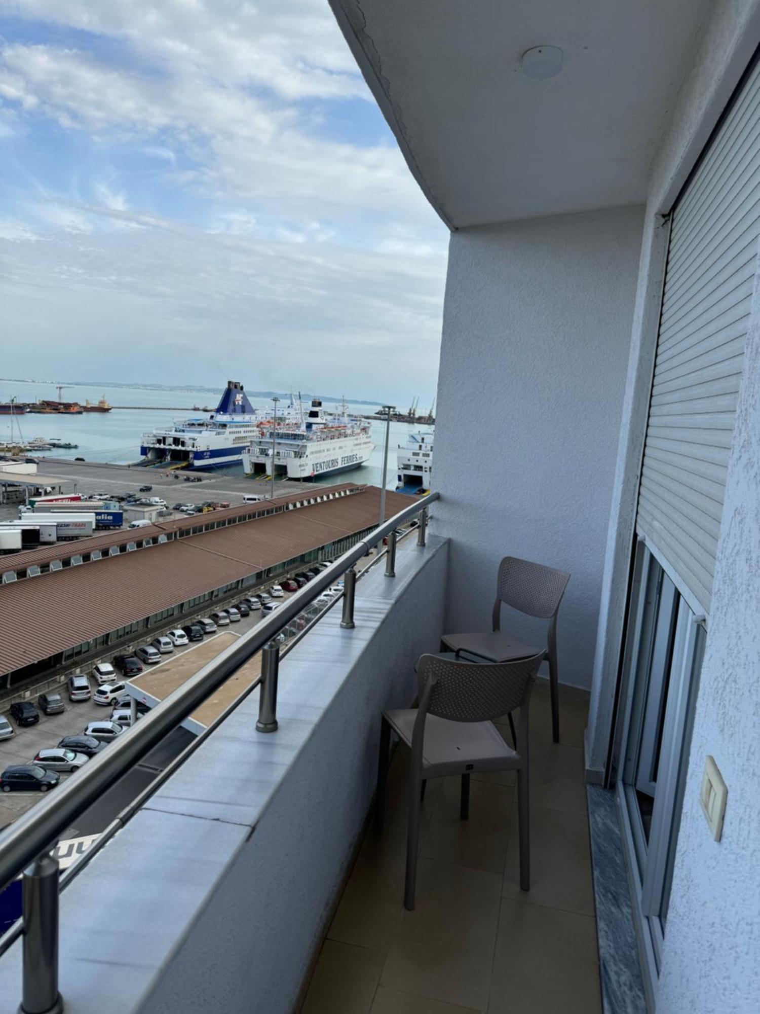Port View Apartment 2 Durres Bagian luar foto